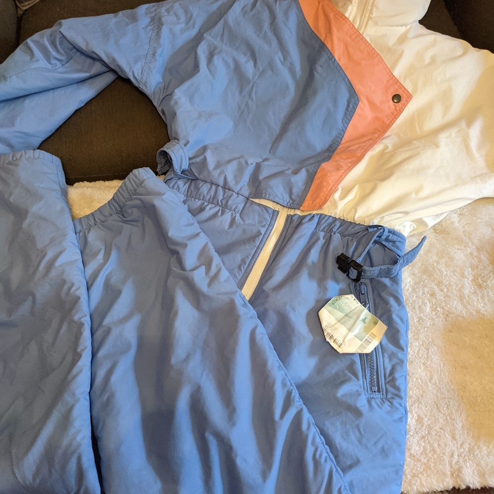 Vintage 90's pastel snowsuit🏂🌨️⛷️ - Picture 10 of 15